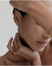 Kirstin Ash - Contour Huggies