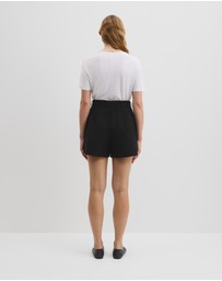 Country Road - Organically Grown Linen Tuck Front Short