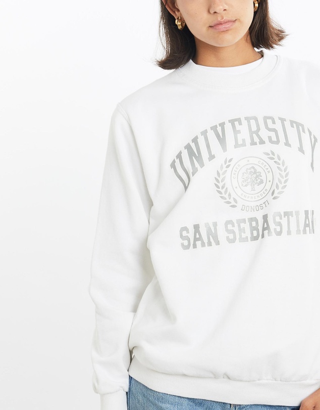 Vintage by The Real Deal - Pre Loved - Vintage 90s University of San Sebastian Sweatshirt