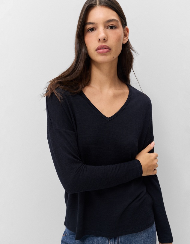 UNISON - Soft V Neck Long Sleeve Tee