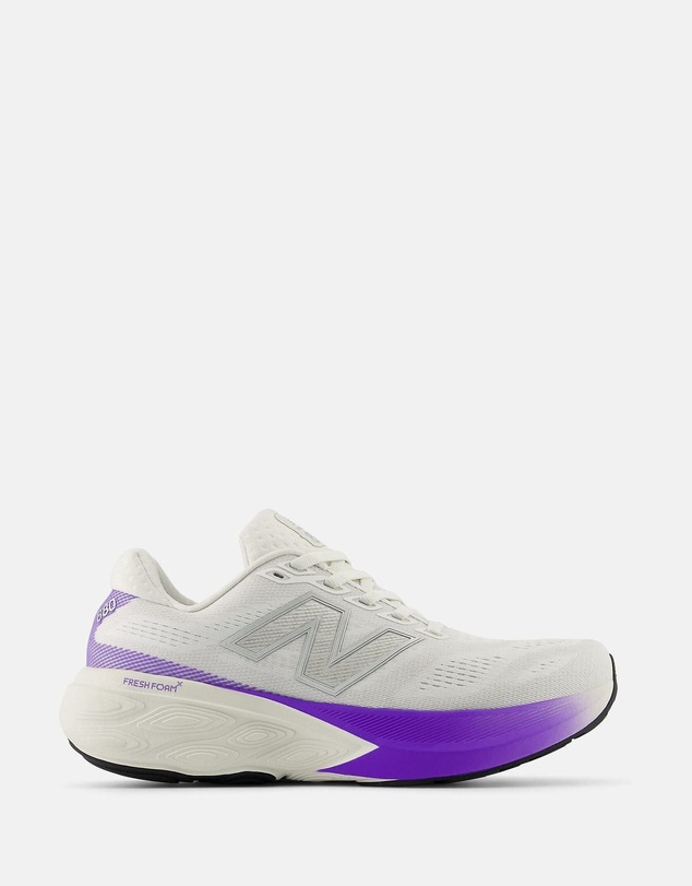 New Balance - Fresh Foam X 880v15 - Women's