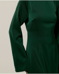 Tussah - Bec Long Sleeve Satin Maxi Dress