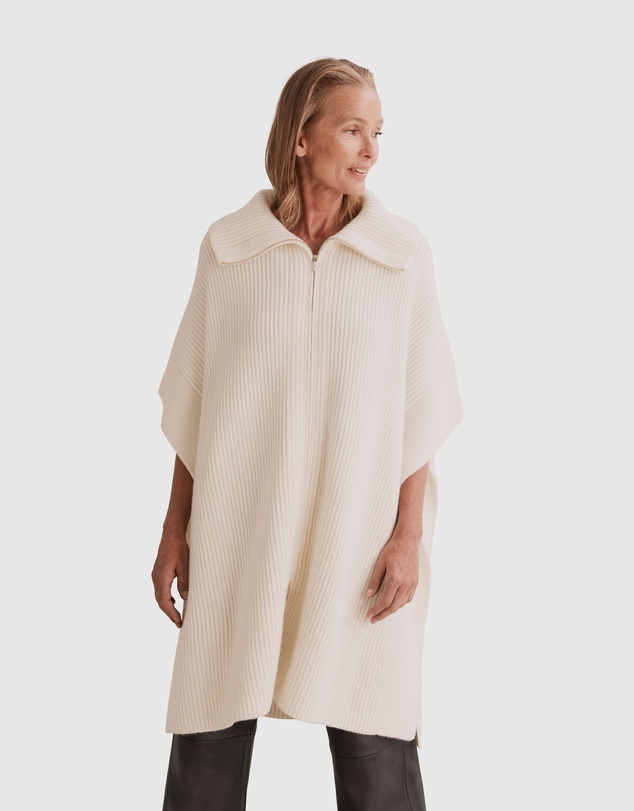 Country Road - Zip Through Knit Poncho