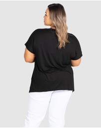 Love Your Wardrobe - Amira Extended Sleeve Swing Tee