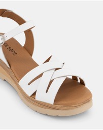 Miss Sofie - Onyx Wedges