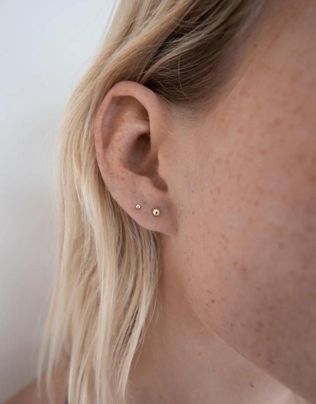 Luna Rae - Solid Gold - Medium Half Sphere Studs