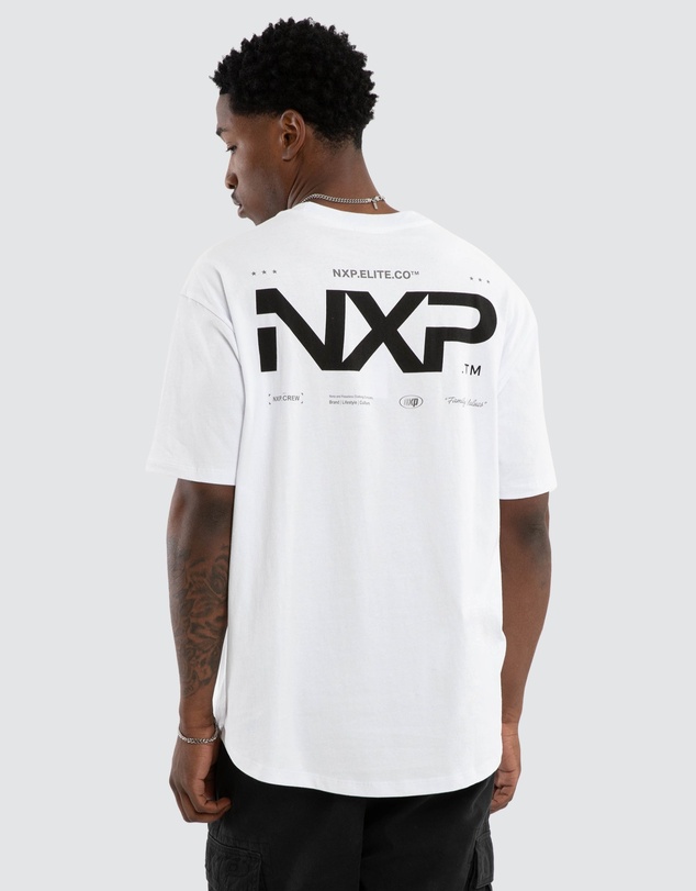 Nena & Pasadena - Heart Box Fit Scoop Tee
