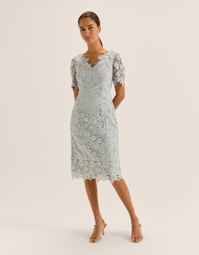Review - Admire Lace Dress