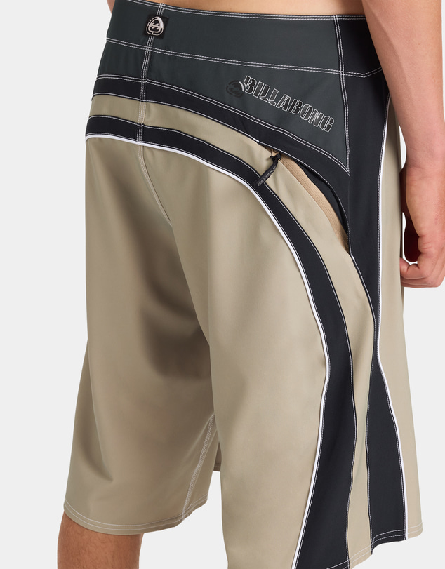 Billabong - Mens Spec 73 Roundhouse 23