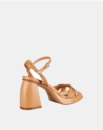 Sol Sana - Evita Platform Heel