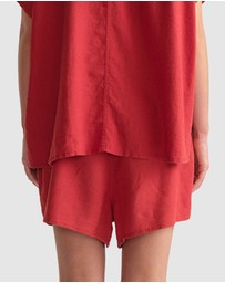 Decjuba - D-Luxe Linen Blend Flip Shorts