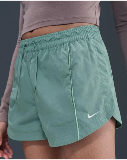 Nike - 2in Windrunner Mid-Rise Woven Shorts