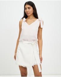 Belle & Bloom - Feel For You V-Neck Top