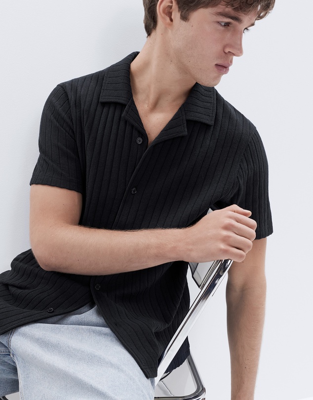 UNISON - Rib Stitch Button Thru