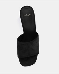 Novo - Nicole Mules