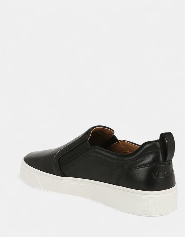 Vionic - Kimmie Sneaker - Black