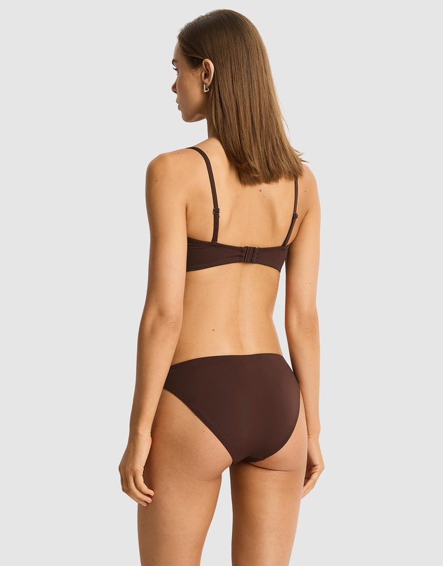 Sea Level Australia - Essentials Sporty Mid Pant Cocoa