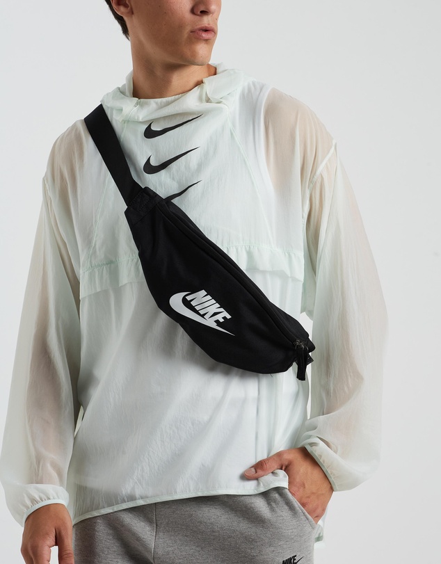 Nike - Heritage Waistpack