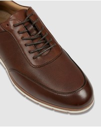 Tarocash - Rodeo Textured Sneaker