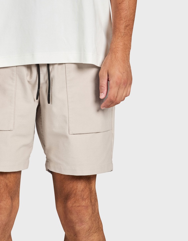 Academy Brand - Hemming Short