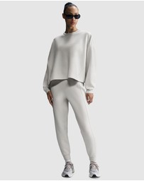 Nike - 24.7 ImpossiblySoft Dri-FIT Oversized Crew-Neck Top