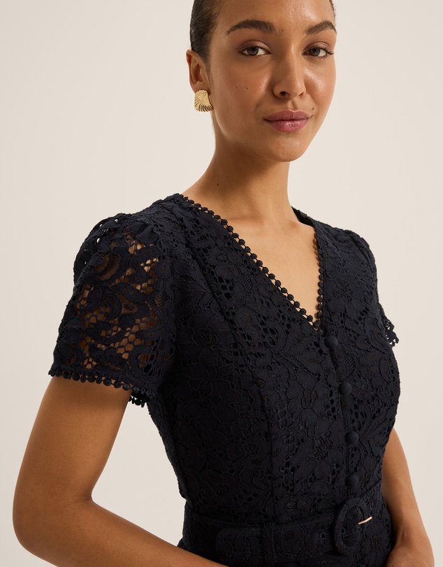 Review - Isadora Lace Shirt Dress