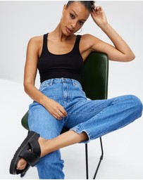 Wrangler - Claudia Hi Straight Jeans