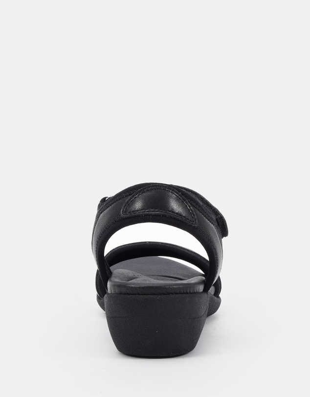 Clarks - Agnes Black