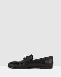 Rollie - Hudson Moccasin Flat