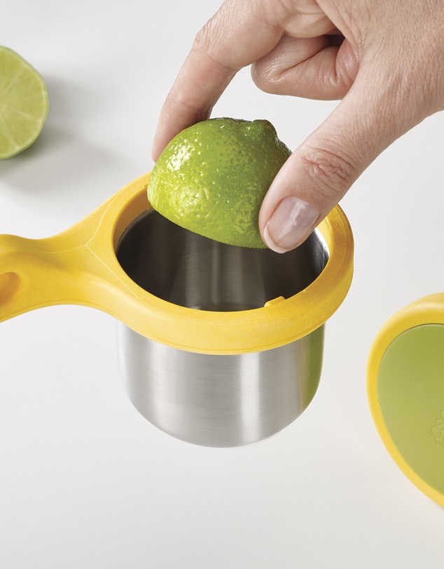 Joseph Joseph - Helix Citrus Juicer (Yellow)