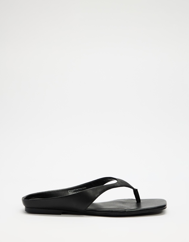Atmos&Here - Sara Leather Thong Sandals