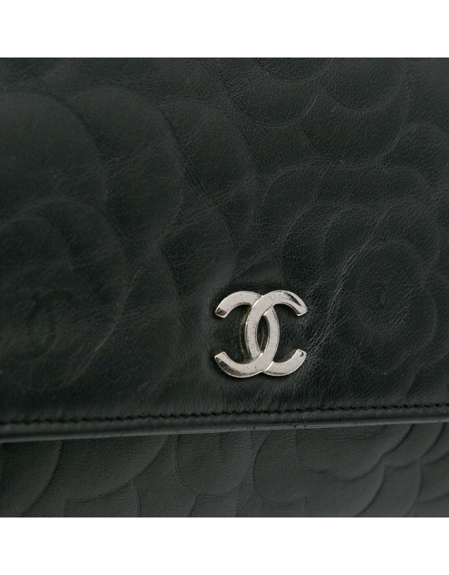 Pre-Loved by Azura Reborn - Pre-Loved Camellia Embossed Lambskin Wallet On Chain