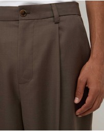 Assembly Label - Ari Tailored Pants