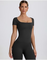 BO+TEE - A Super Sculpt Grounded Top