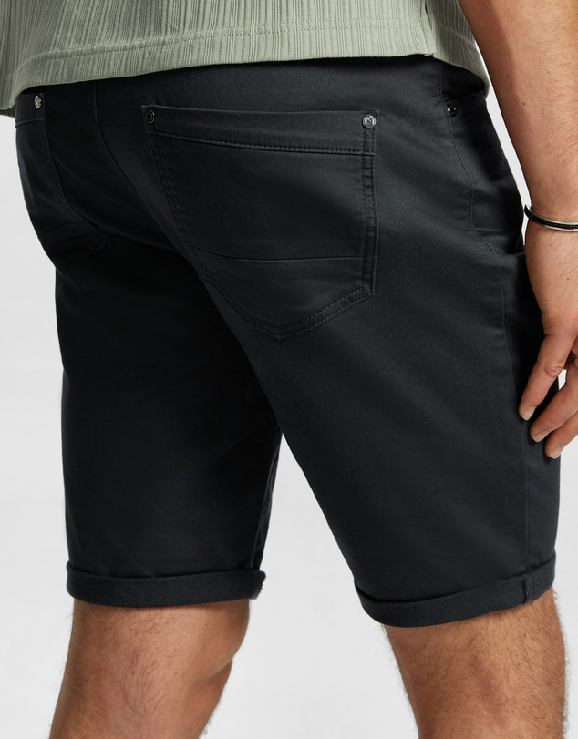 yd. - Herston Chino Short