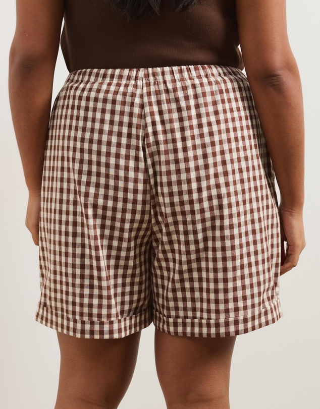 Atmos&Here Curvy - Elodie Gingham Elasticated Waistband Shorts