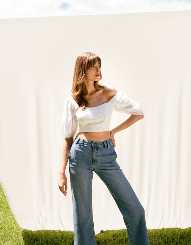 Forcast - Abella Broderie Crop Top