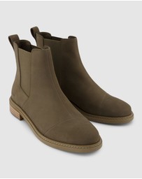 TOMS - Charlie Chelsea Boot