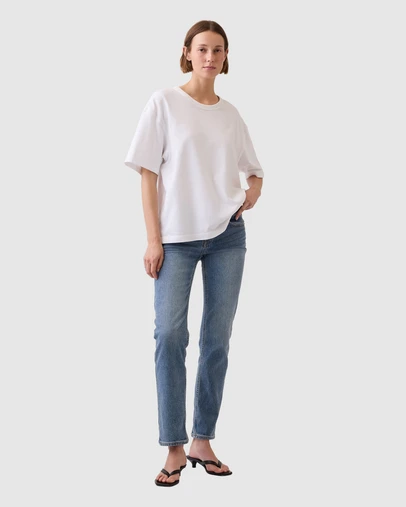 GAP - 90s Straight Low Rise Jeans