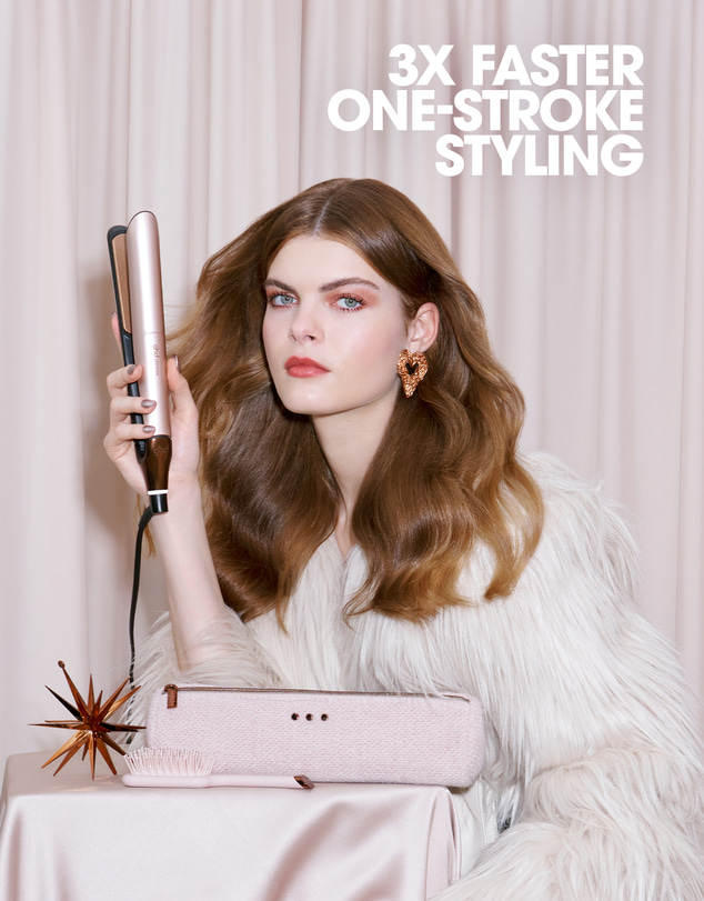 ghd - chronos™ Ultra-Fast Hair Straightener Limited Edition Gift Set in Cashmere Beige