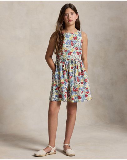 Linnea Floral
