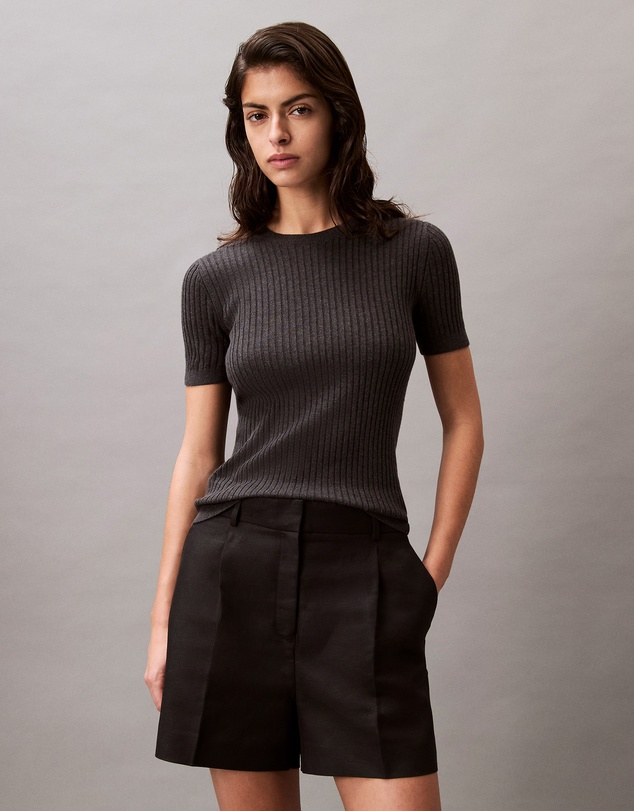 Calvin Klein - Structured Linen Tailored Shorts