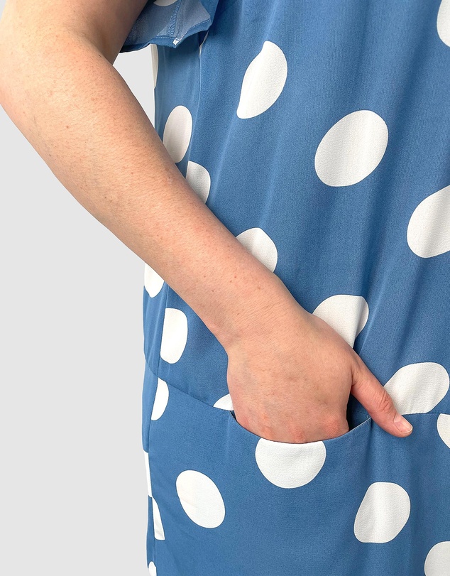 Love Your Wardrobe - Kelsey Spot Pocket Shift Dress