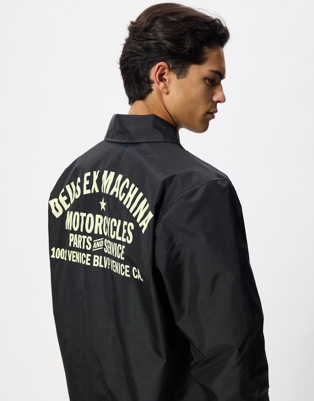 Deus Ex Machina - Venice Coach
