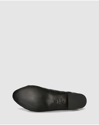 Beau Coops - Marcy Slip-ons