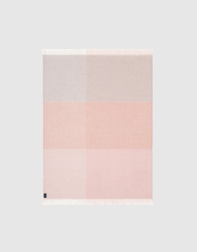 St Albans - Mohair Throw Lexie