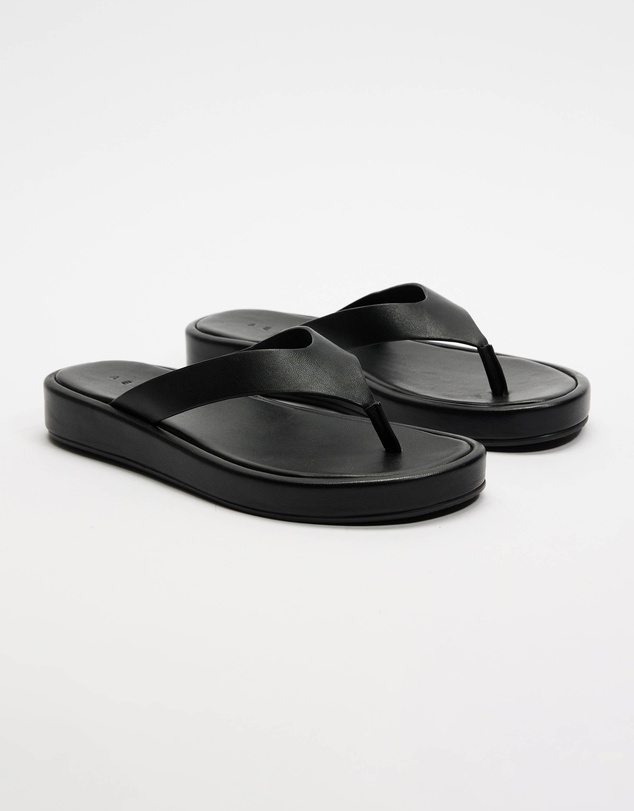 AERE - Leather Platform Thongs