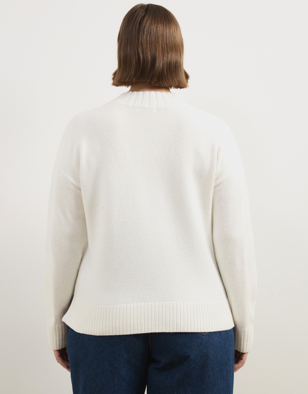 Atmos&Here Curvy - Classic Crew Knit Jumper