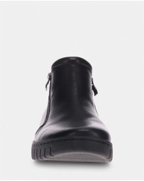 Mia Vita - Leni Zip Boot - Black