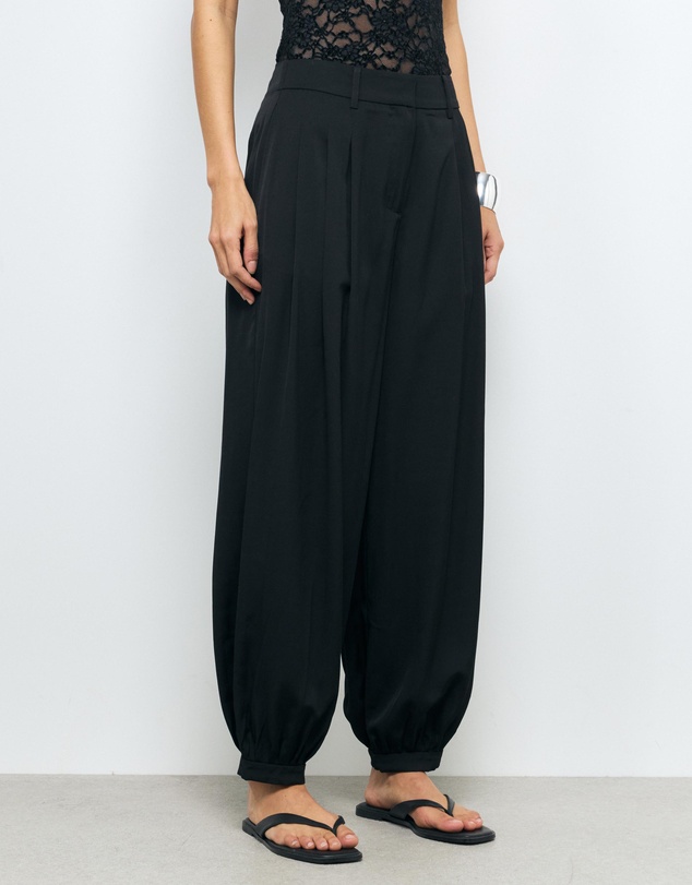 AERE - Balloon Cuffed Ankle Pants